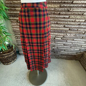 Lois Anderson for Tannerway Vintage Red Tartan Plaid Pencil Pleated Skirt